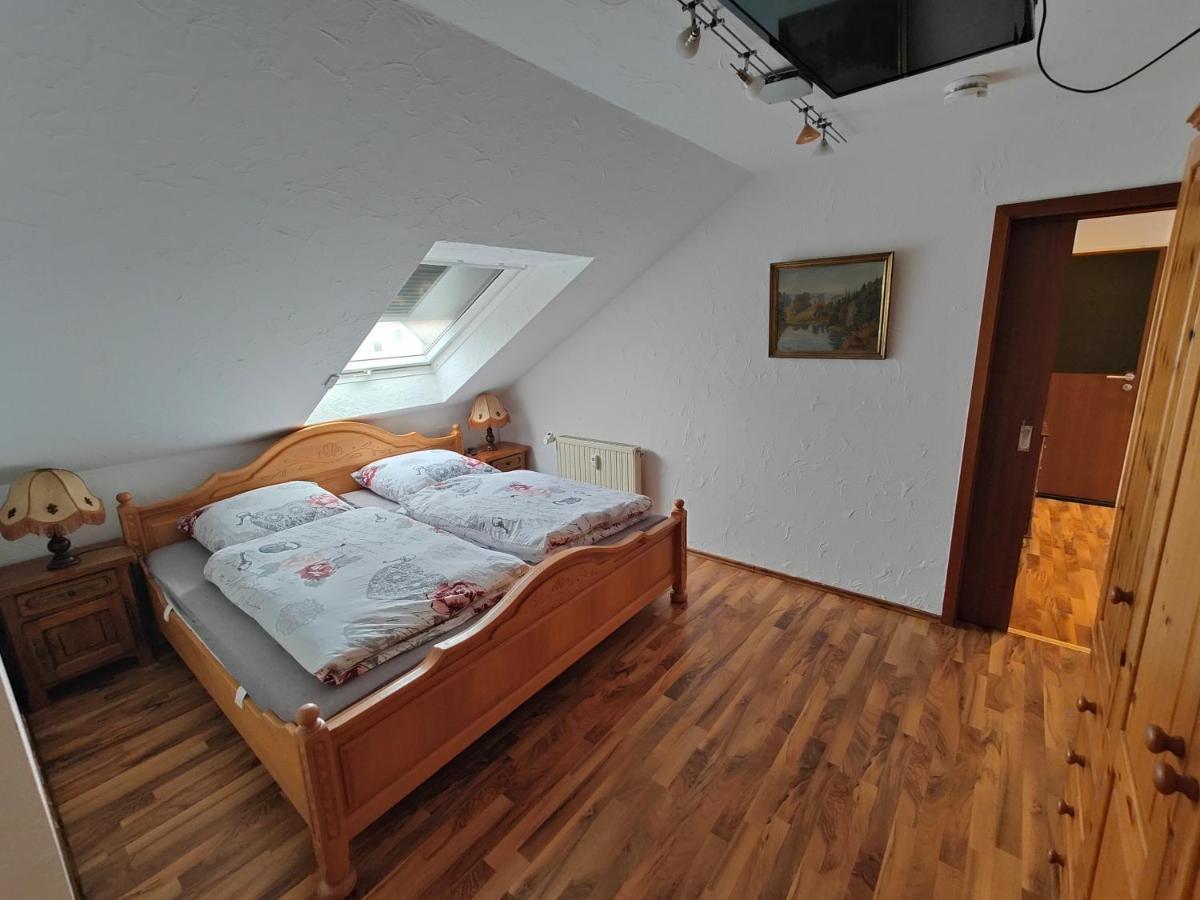 Komfort Ferienwohnung Biene Саарбрюкен Екстер'єр фото